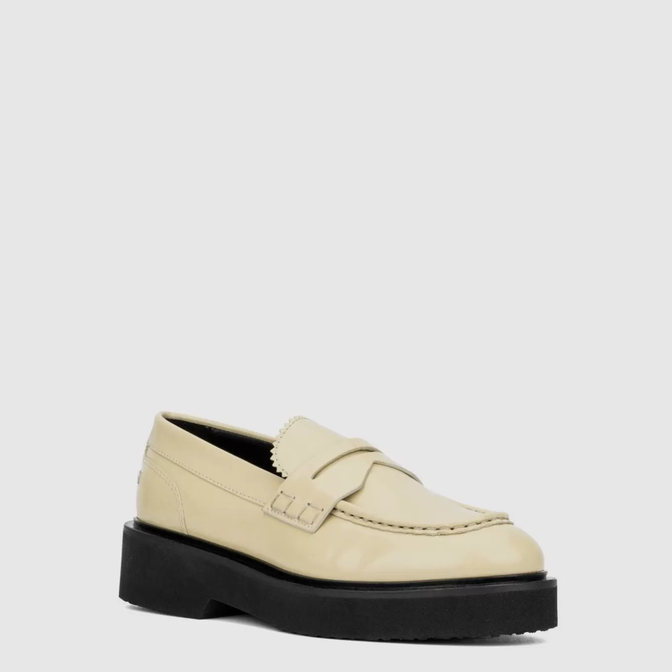 Flats | Women Aquatalia Marice Cream