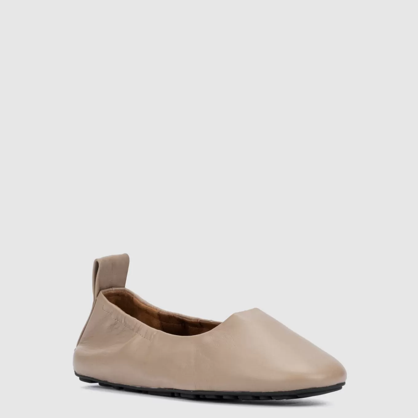 Flats | Women Aquatalia Quortney Taupe